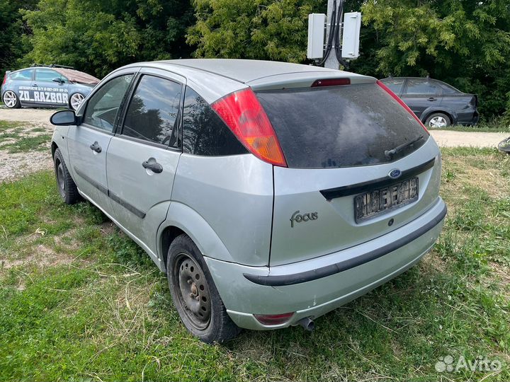 Ford Focus 1 в разборе