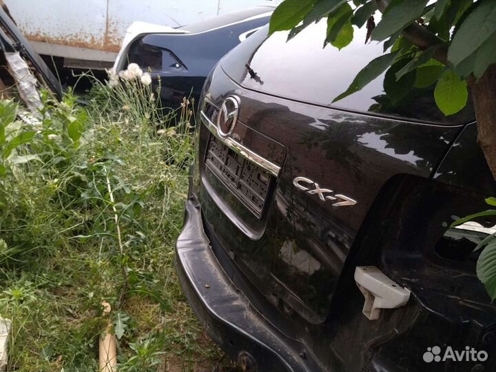Mazda CX7 крышка багажник