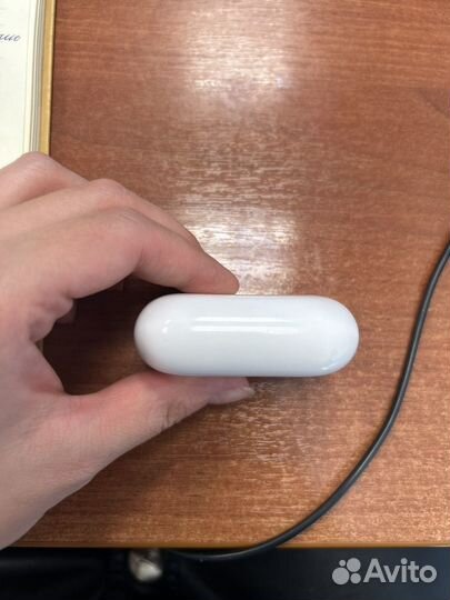 Airpods pro наушник правый + чехол