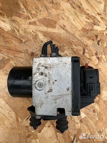 Блок abs Volkswagen Passat B6 2005-2010