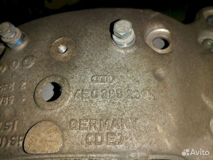 Кронштейн АКПП 4E0399231N Audi A8 D3 D3 с подушкам