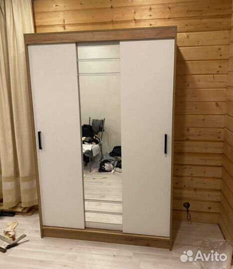 Вместительный шкаф купе