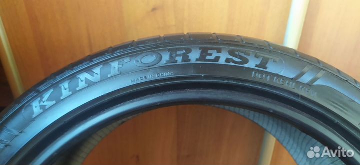 Kinforest KF-550 26.5/35 R18 и 265/35 R18 97W