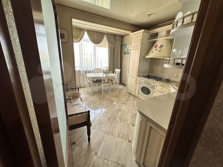 2-к. квартира, 52 м², 3/5 эт.