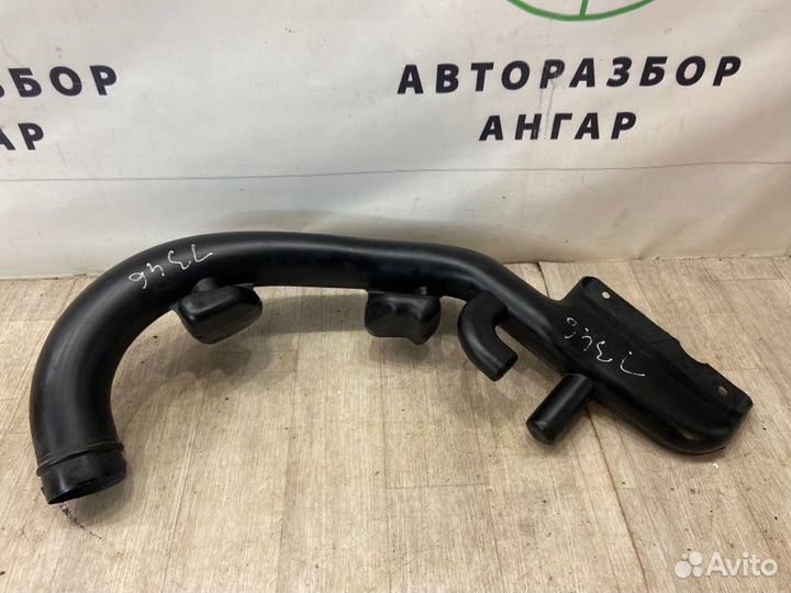 Воздухозаборник Nissan Qashqai J10E HR16DE 2010