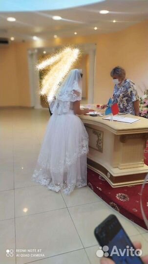 Свадебное платье