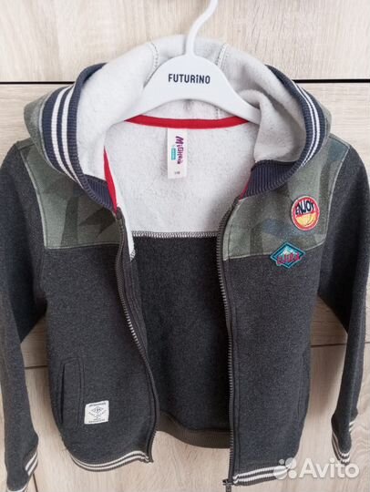 Ветровка для мальчика на флисе 116