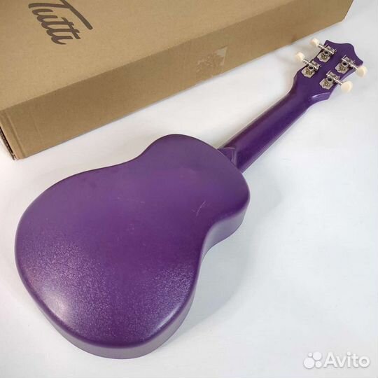 Укулеле сопрано новая