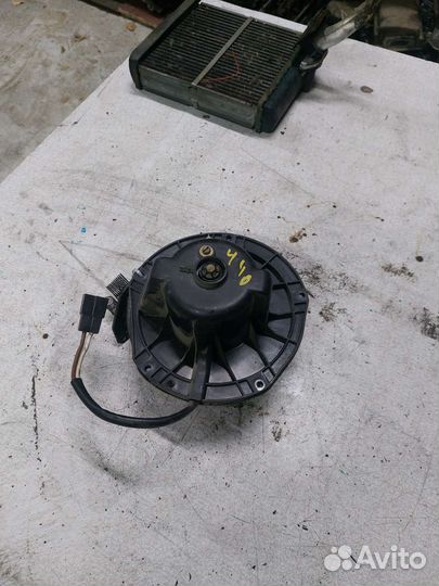 Моторчик печки Volvo 440 дорест