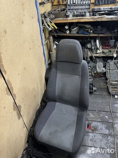 Сиденья на Приору