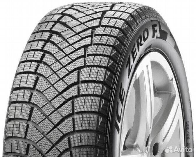 Pirelli Winter Ice Zero 215/65 R17