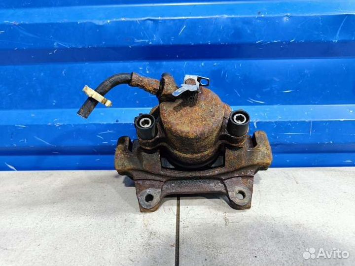 Суппорт передний левый Fiat Brava 1 1.6 182A4.000