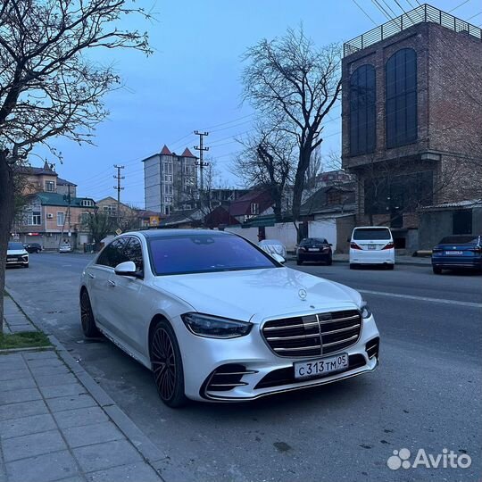 Прокат авто на свадьбу