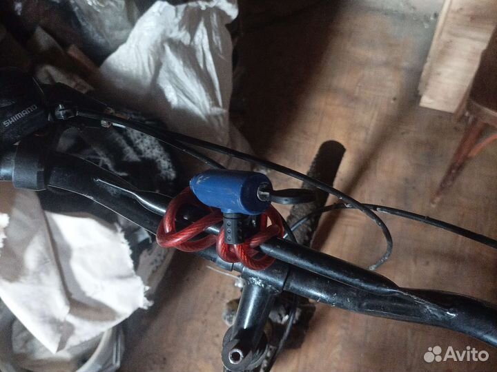 Трос для велосипеда