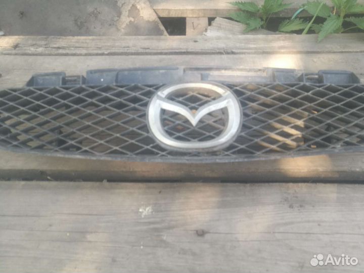 Решетка радиатора Mazda сх 7