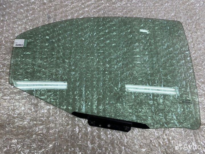 Стекло двери заднее правое Chrysler Sebring