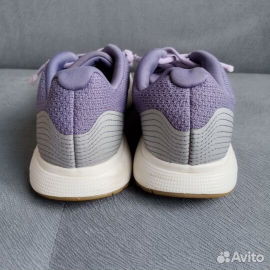 Кроссовки Adidas бу