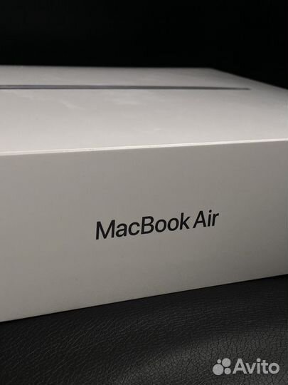 Macbook Air 13 M1 8/256GB