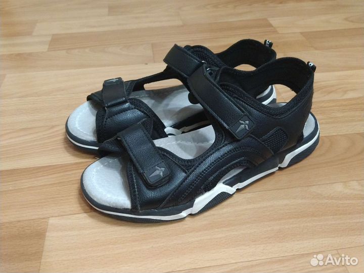 Сандали для мальчика р. 35