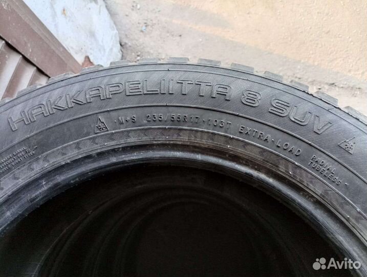 Nokian Tyres Hakkapeliitta 8 SUV 235/55 R17