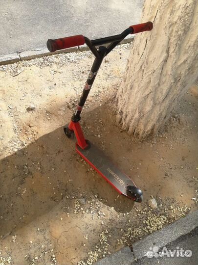 Трюковой самокат