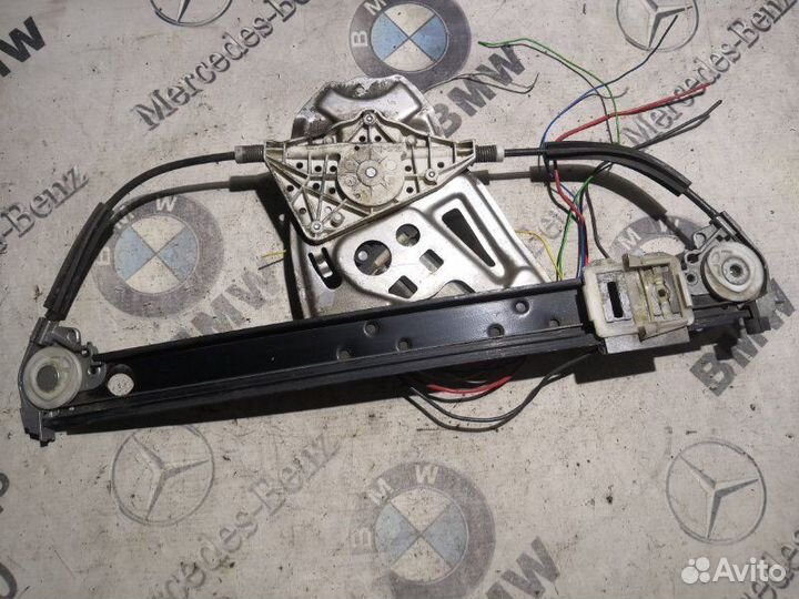 Стеклоподъемник задний правый Mercedes-Benz