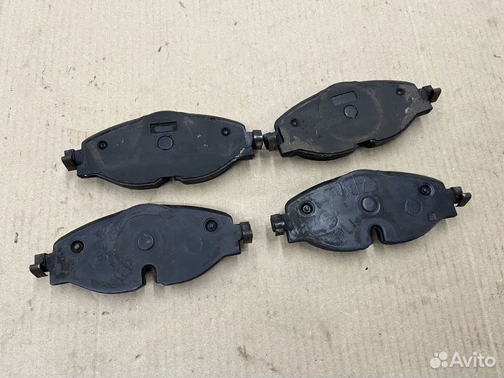 Колодки тормозные передние Шкода Октавия 3 А7