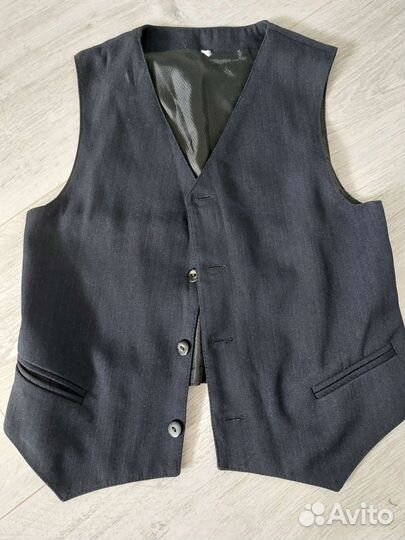 Жилет для мальчика школьный