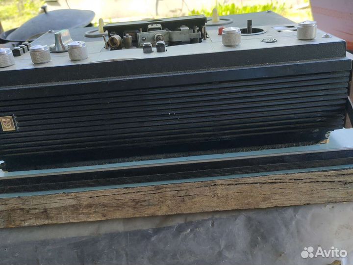 Катушечный магнитофон маяк 203