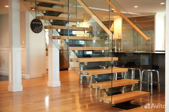 Стеклянные ограждения лестницы от производителя