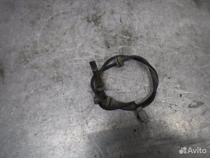 Датчик abs передний правый Nissan X-Trail T31 MR20