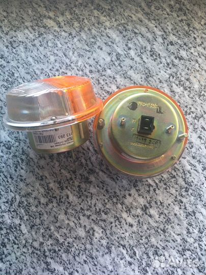 Фонарь передний