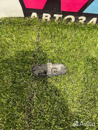 Форсунка омывателя Volkswagen Jetta 7 2019