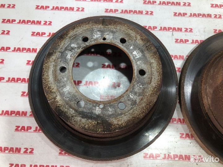 Тормозной диск Mitsubishi Delica PD6W 6G72 2002