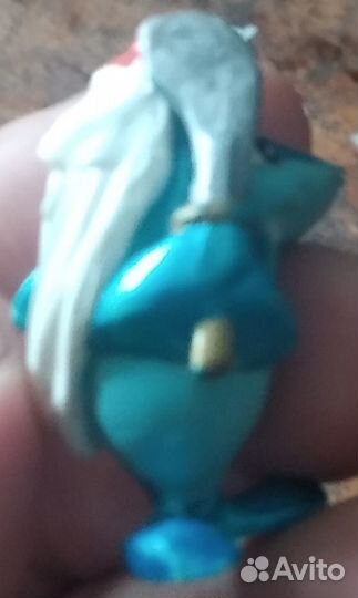 Фигурка дельфина