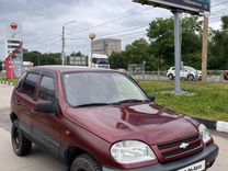 Chevrolet Niva 1.7 MT, 2004, 144 000 км, с пробегом, цена 235 000 руб.