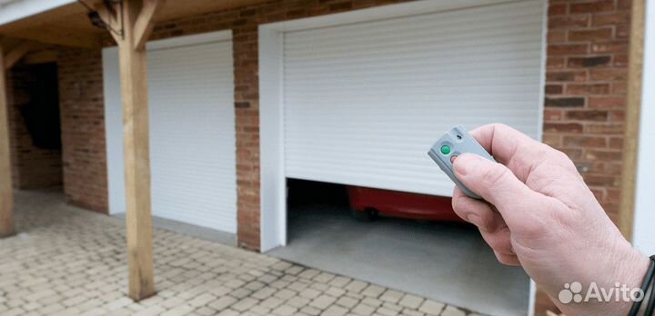 Рольставни в коттедж