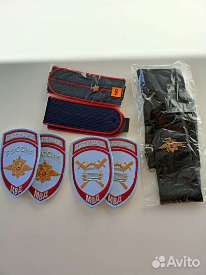 Погоны, шевроны