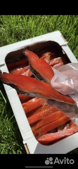 Ломтики красной рыбы х/к