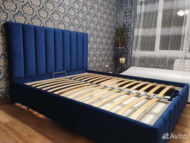 Кровать двухспальная