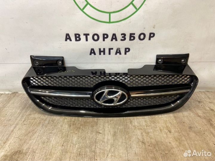 Решетка радиатора передняя Hyundai Getz TB 1.1