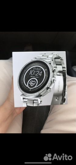 Смарт часы michael kors