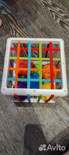 Кубик сортер с резинками