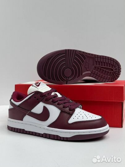 Кроссовки Nike dunk бордовые 7