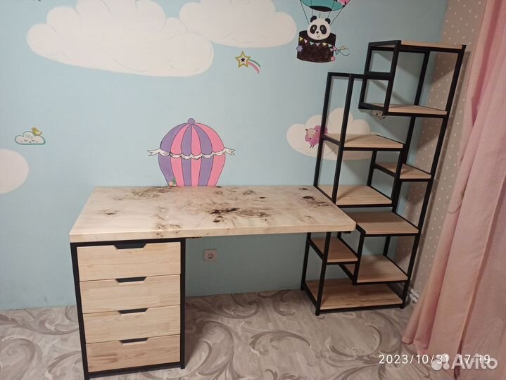 Столы,скамейки, обувницы,часы