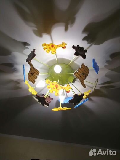 Люстра в детскую комнату