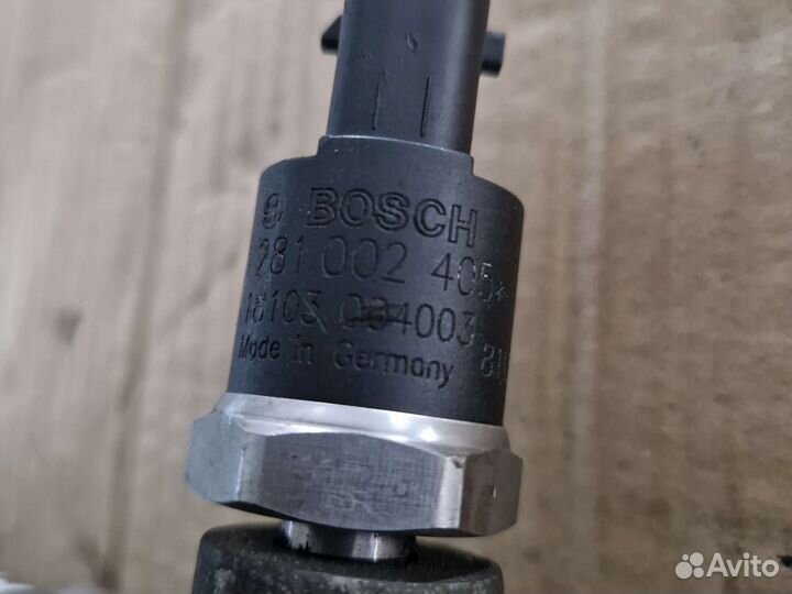 Топливная рампа 0445214075 hyundai Santa Fe