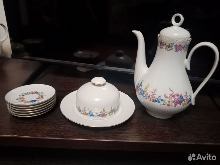 Столовый сервиз