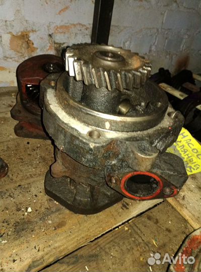 Насос масляный Cummins