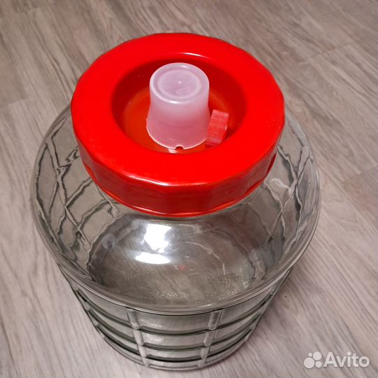 Продам новую банку